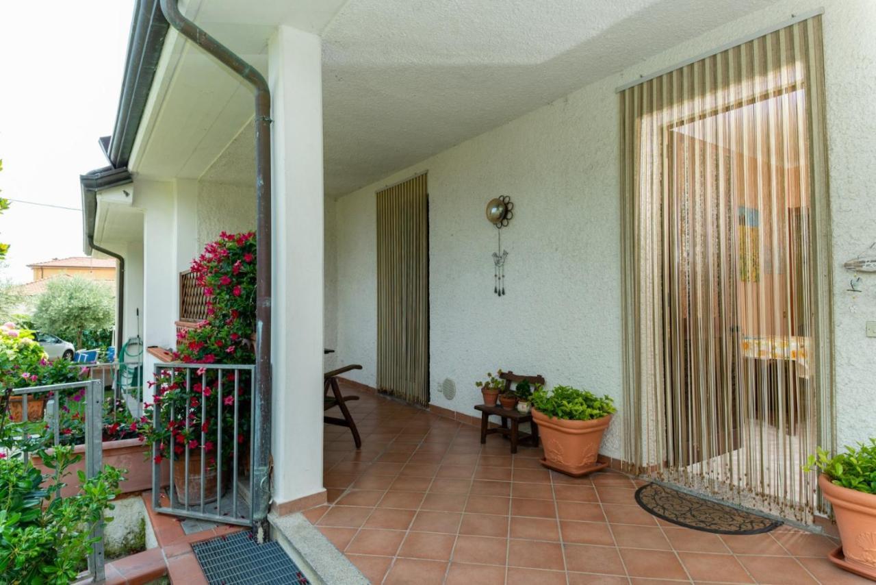 B&B Il Girasole Ortonovo Luaran gambar