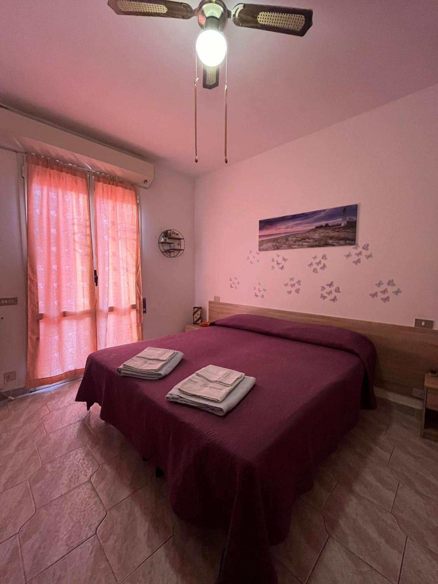 B&B Il Girasole Ortonovo Luaran gambar